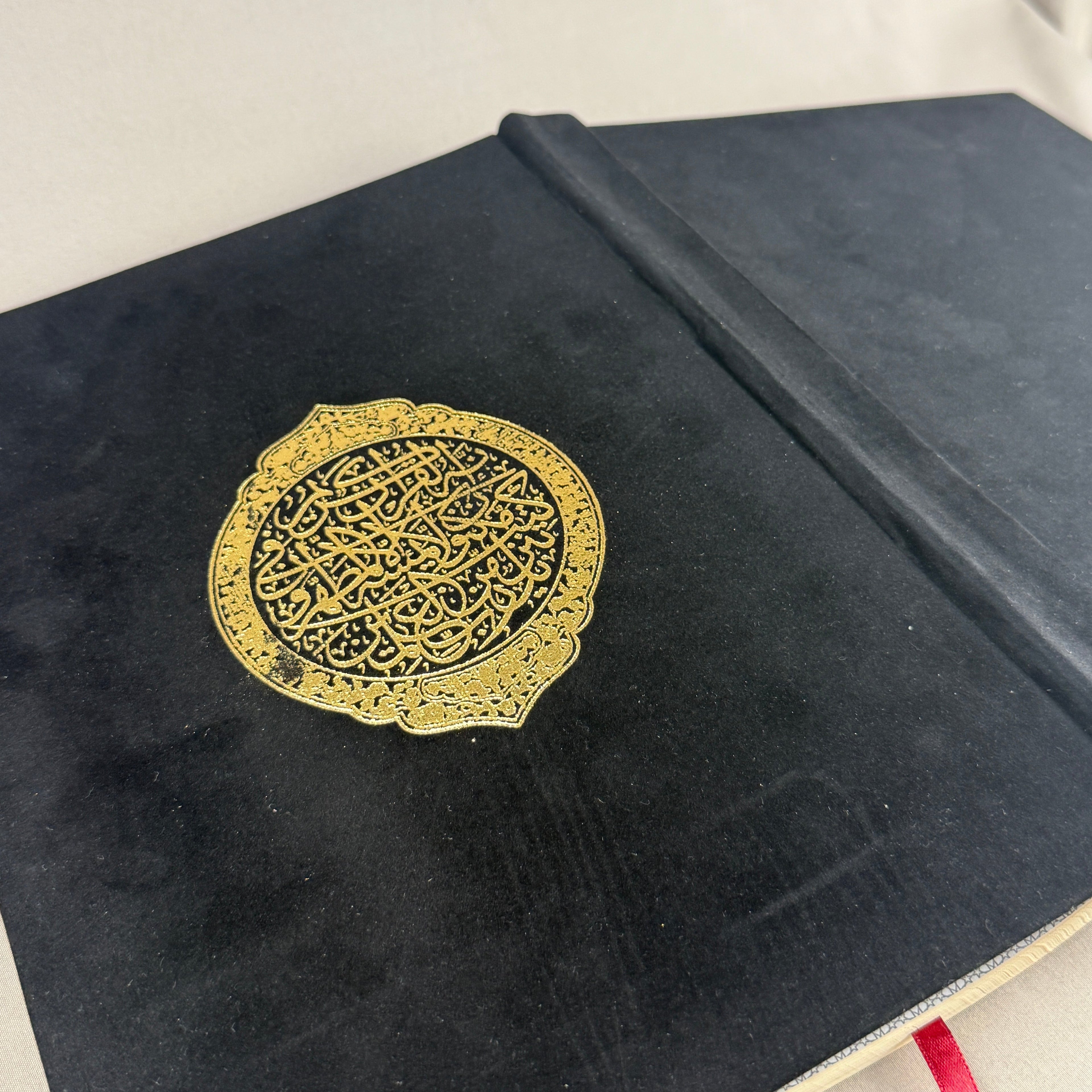 Qur'an Al-Karim en velours Noir GF I Qur'ani